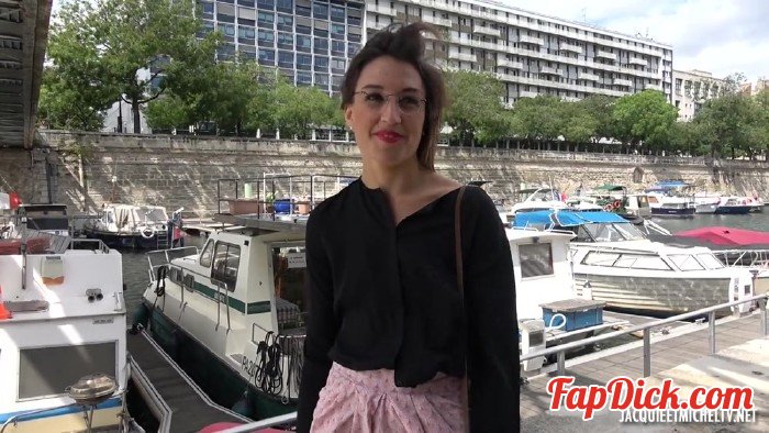JacquieetMichelTV - Marie - Marie, 27ans, comptable a Bordeaux ! [FullHD 1080p]