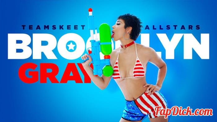 Brooklyn Gray - A Naughty 4th of July [HD 720p]
