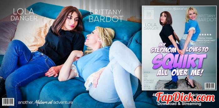 Brittany Bardot, Lola Danger  - Stepmom Brittany Bardot all over her hot 20 year old stepdaughter Lola Danger  - Brittany Bardot (43) & Lola Danger (20) [FullHD 1080p]