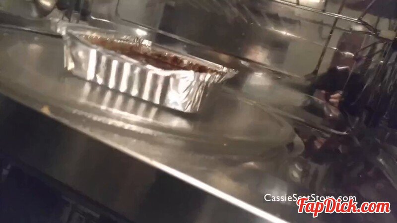 CassieScat  1 Firm+1 Mushy Poo+Chocolate=Your Dessert [HD 1280P]  