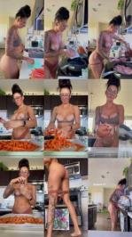 Molly Dixx - Nude Cooking [FullHD 1080P]  (OnlyFans)