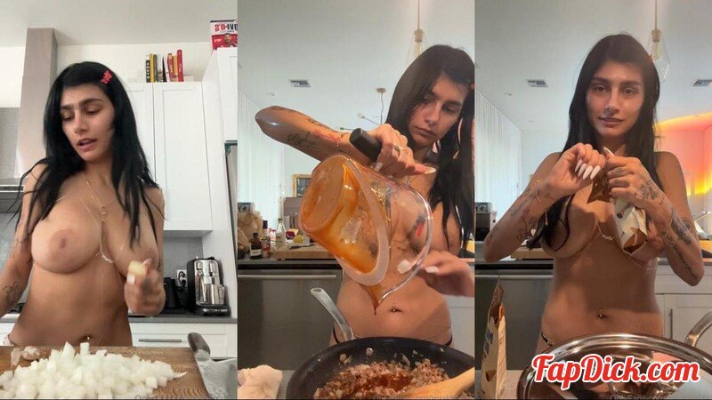 Mia Khalifa - Nude Cooking [SD 404P]  (OnlyFans)