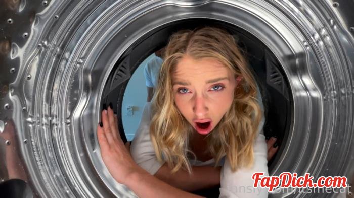 Itsmecat - Stuck in the washing machine / Anal [UltraHD 2K 1440p]