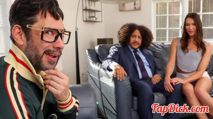 Katrina Colt - Shows Off Her Star Power new! [SD 480p]