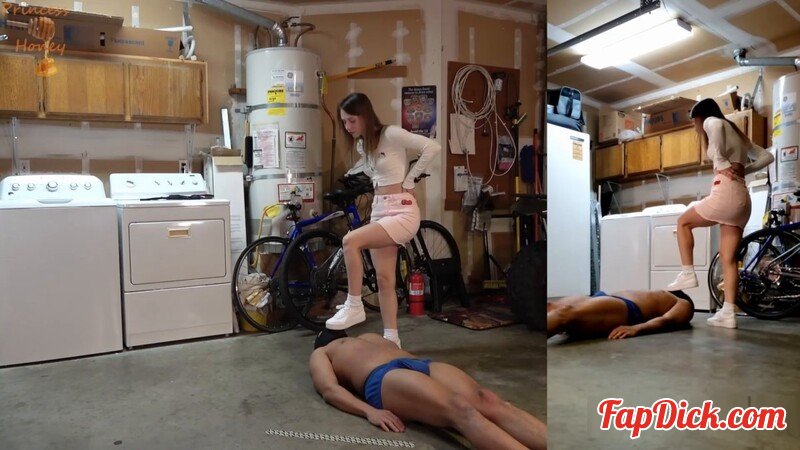 HoneyPotProductions - Bored BallBusting [FullHD 1920P]  