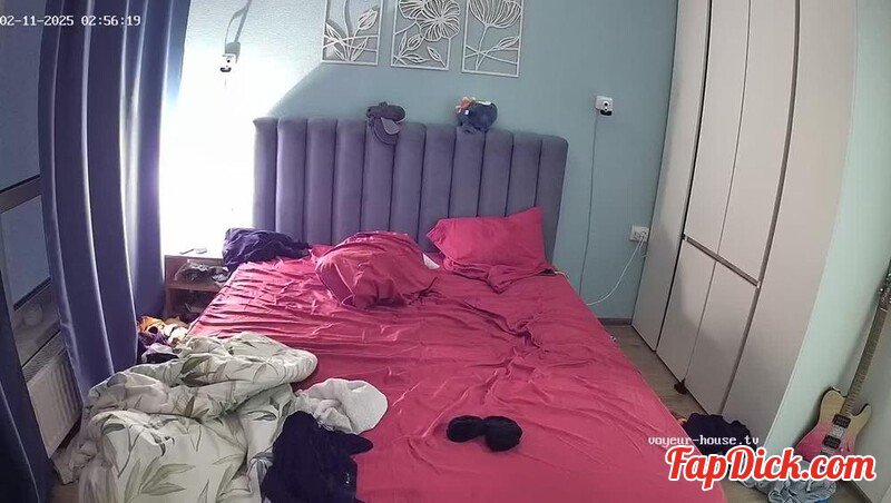 Voyeur-House - Kaspar And Vesna Hot Sex Infront Of Friends Cam 2 [HD 720P]  