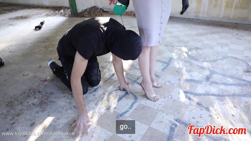 Domina Kim - This Dog Needed To Be Trained So He Can Complete All His Chores Perfectly [FullHD 1920P]  