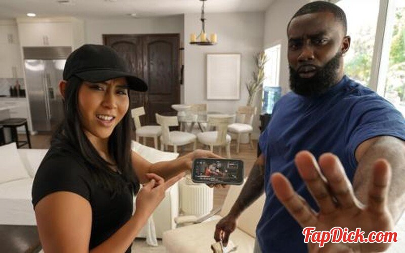 Emerald Loves - Special Delivery [FullHD 1080P]  (RkPrime)