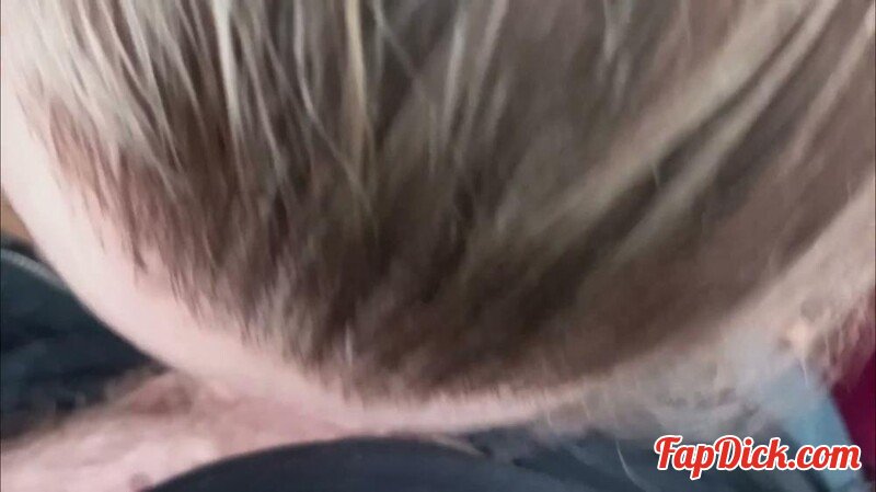 SweetChloe - Outdooor Blowjob [FullHD 1080P]  (MyDirtyHobby)