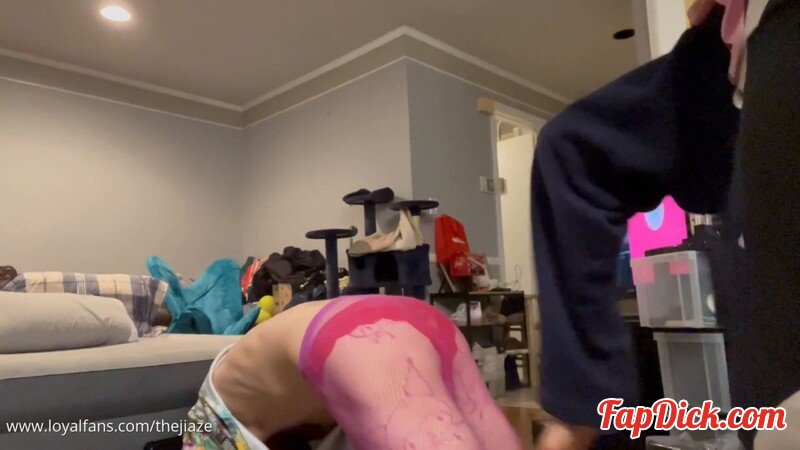 The Jia Ze aka Goddess Zi - Tiny Asian Does Extreme Ballbusting [FullHD 1920P]  