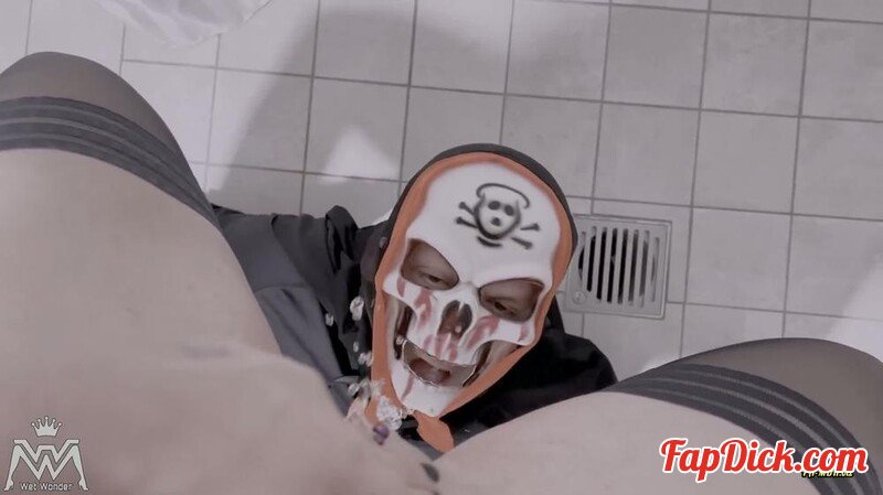 Wet-Wonder - User Piss Treffen #27 - Geiler Nasser Halloween Piss [FullHD 1080P]  (MyDirtyHobby)