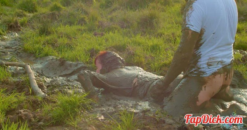 LyndraLynn - Lara croft wird im schlamm gefickt [FullHD 1012P]  (MyDirtyHobby)