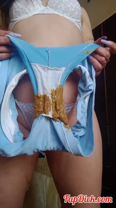 Miamartins – Pissing and shitting in my shorts [SD 404P]  